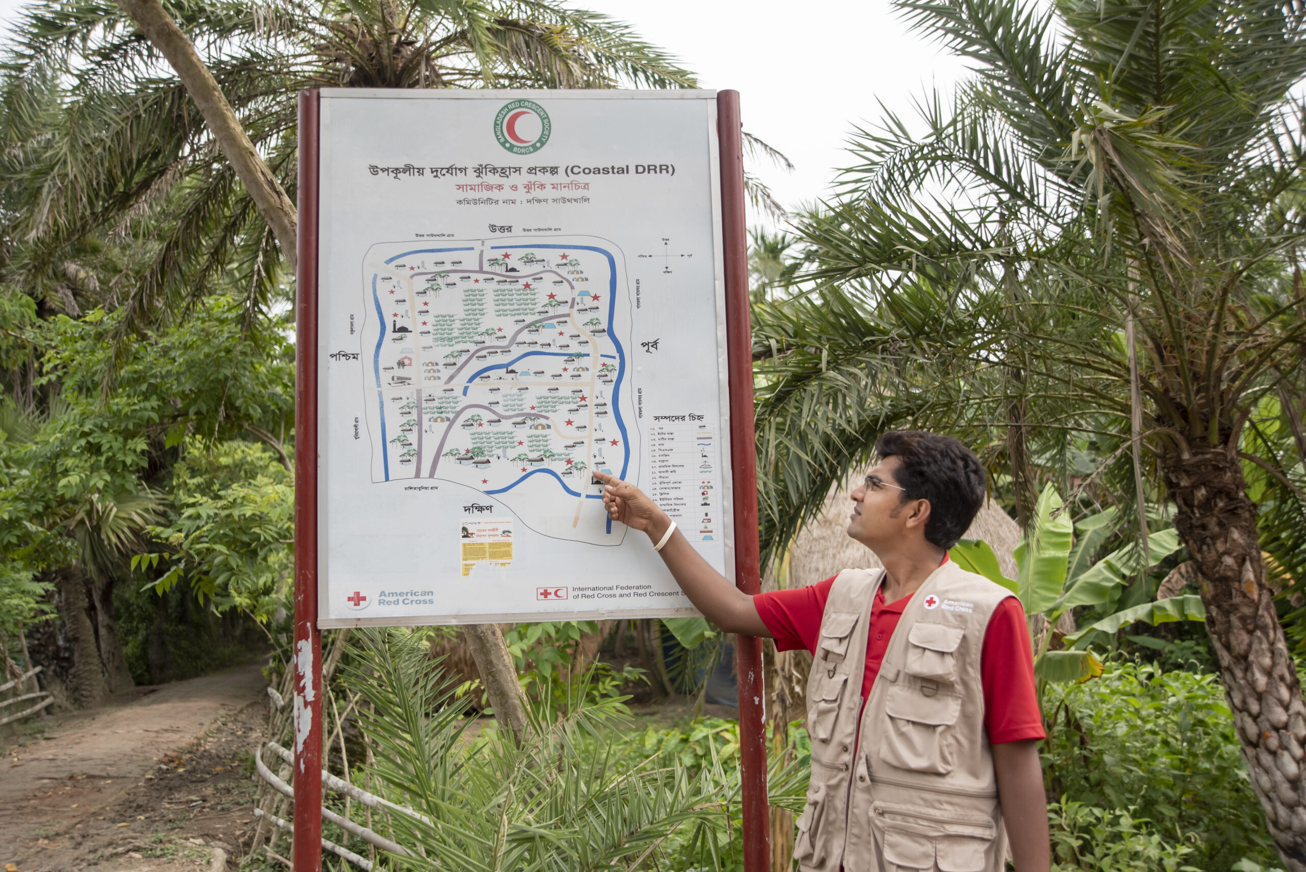 Empowering communities in coastal Bangladesh, the American Red Cross uses open-source mapping to identify hazards, vulnerabilities, and resources. Photo by Brad Zerivitz/American Red Cross. 
