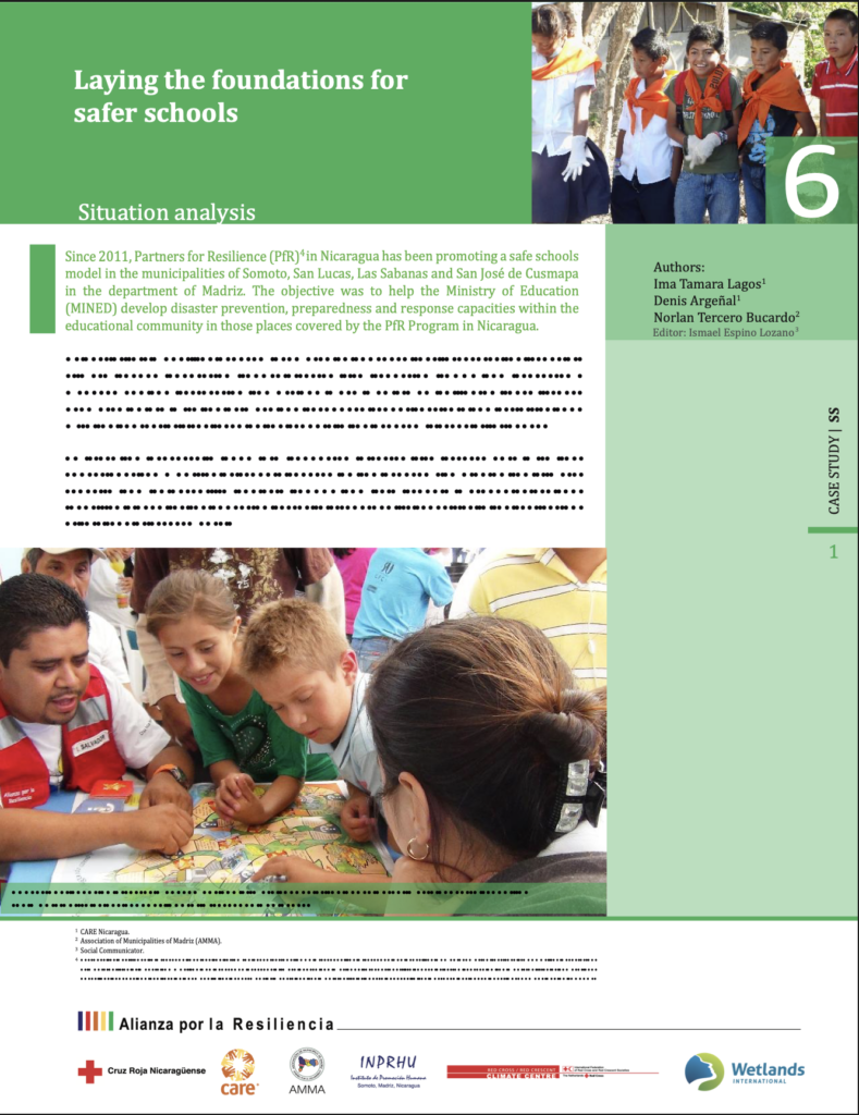Case study titled 'Laying the Foundations for Safer Schools,' by authors Ima Tamara Lagos, Denis Argeñal, and Norlan Tercero Bucardo, edited by Ismael Espino Lozano, published as part of the Alianza por la Resiliencia (Partners for Resilience) series. The top photo shows schoolchildren wearing orange scarves standing outdoors, and the bottom photo shows a Red Cross volunteer and children examining an educational board game together.