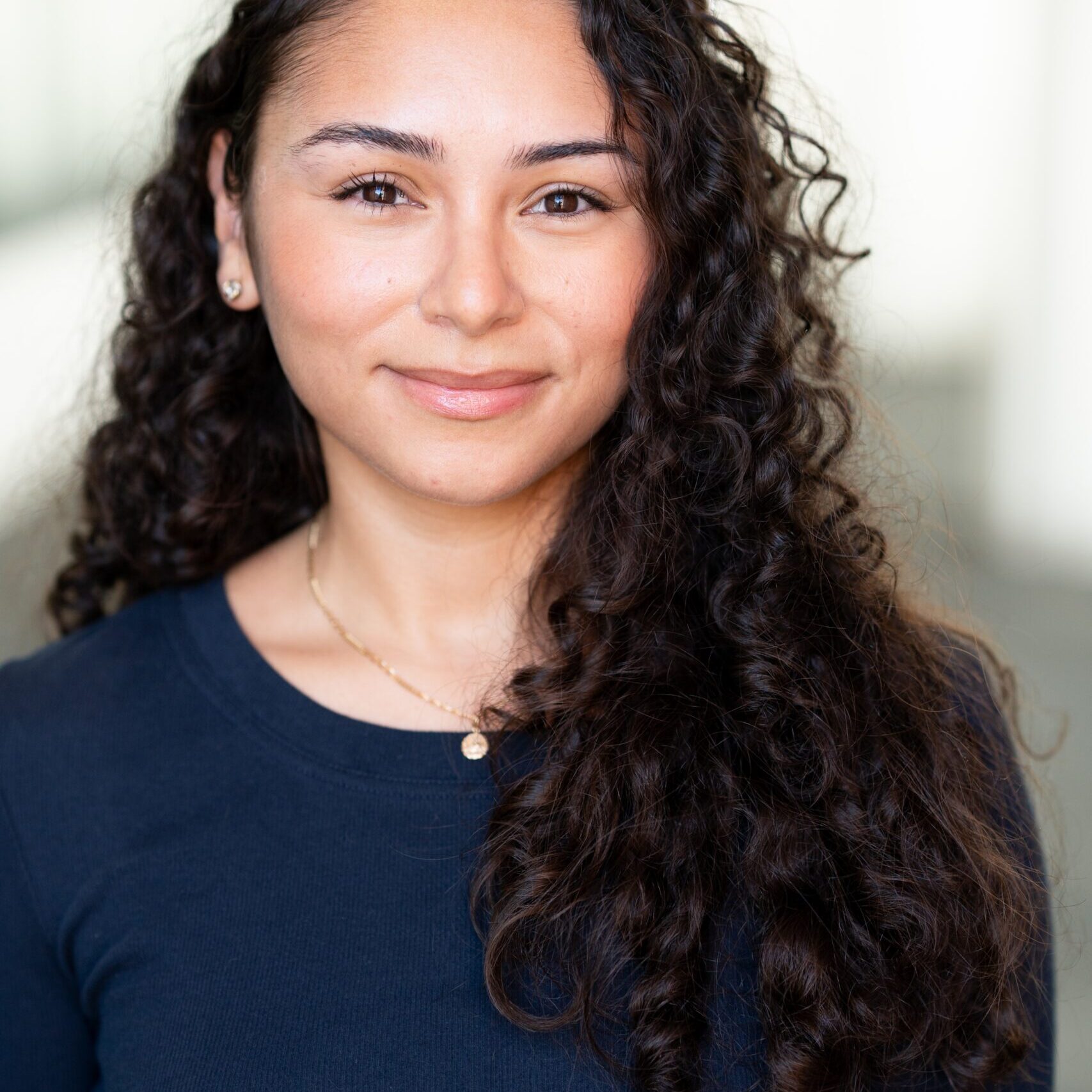 Volunteer Bio - Alexis Ramos